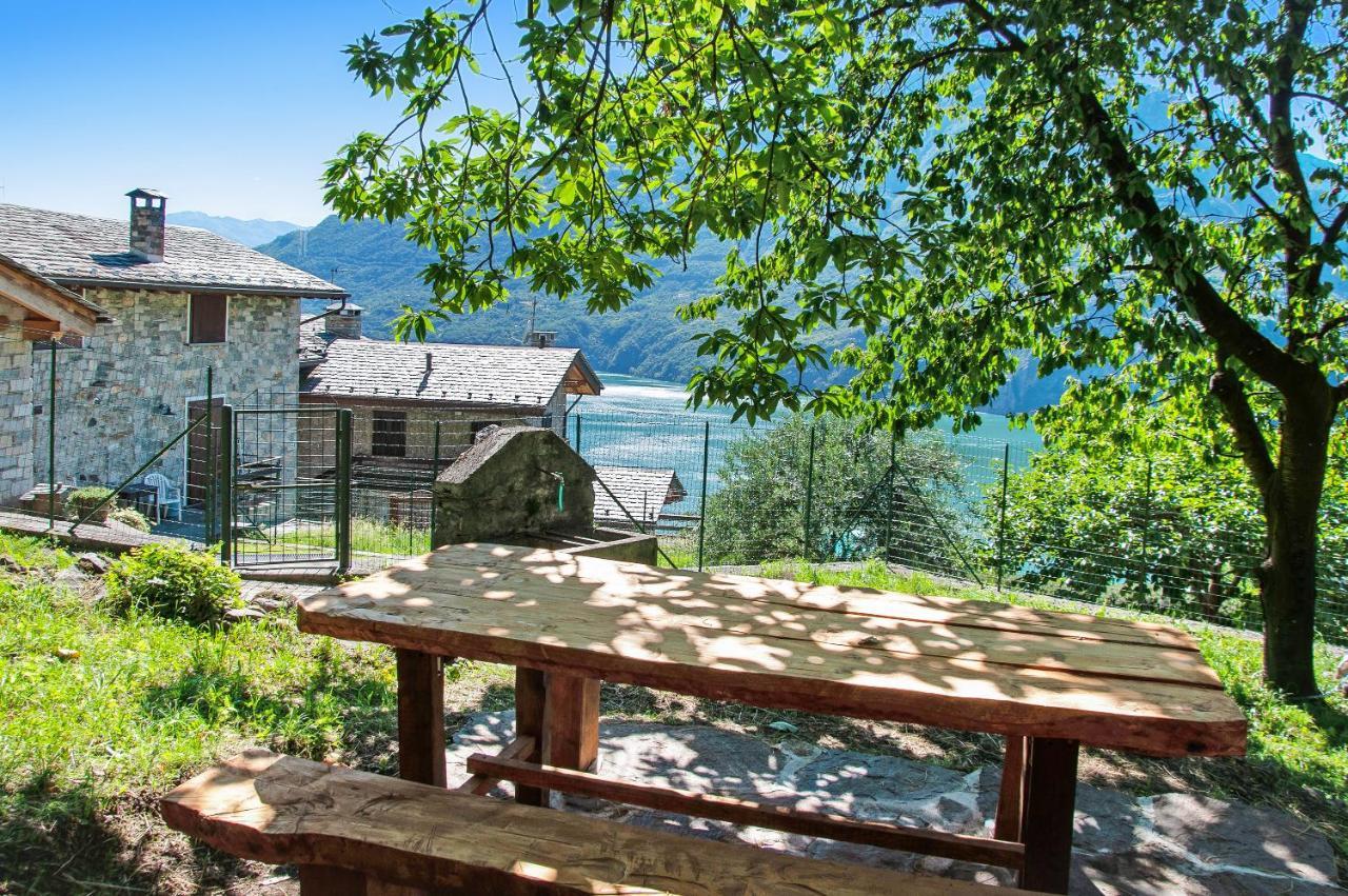 Il Ciliegio Sul Lago Verceia Exteriér fotografie
